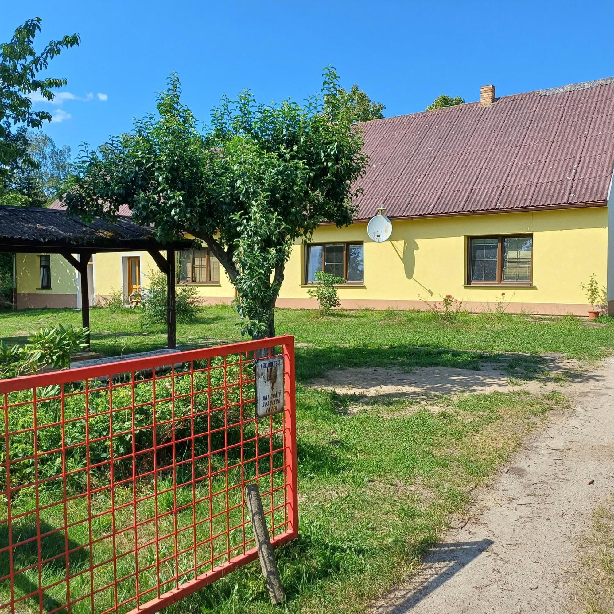Apartament Statek U Spulaka Lomnice nad Lužnicí Zewnętrze zdjęcie